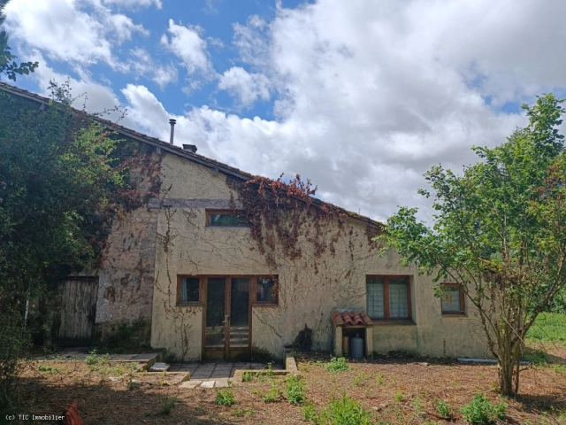2 Bedroom(s) - 2 Bathroom(s) - 4,542m² land for sale in Charente, Poitou-Charentes, France - FrenchPropertyPortal.com A Lovely Renovation Project in a Charming Hamlet in Nanteuil-en-Vallée for sale for 59,500€ in Charente, Poitou-Charentes