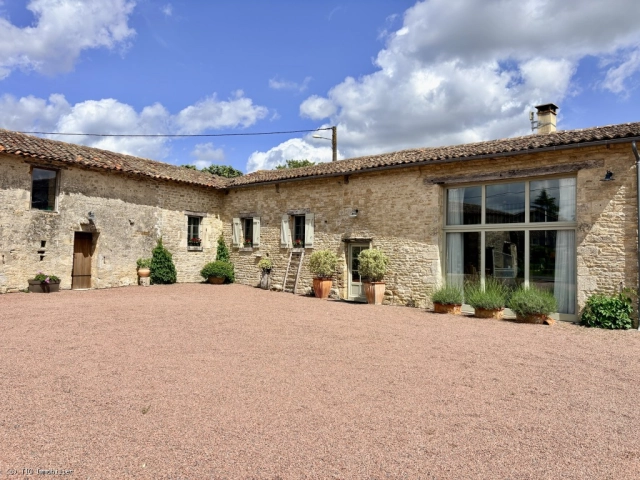 Superb 4-Bedroom Country House with Heated Pool and Private Tennis Court near Villefagnan for sale for 375,000&euro; in Charente, Poitou-Charentes