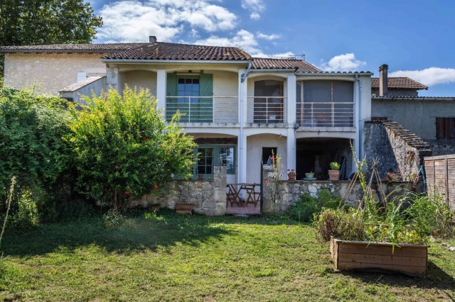 Village house with garden for sale for 179,000&euro; in Tarn-et-Garonne, Midi-Pyrénées
