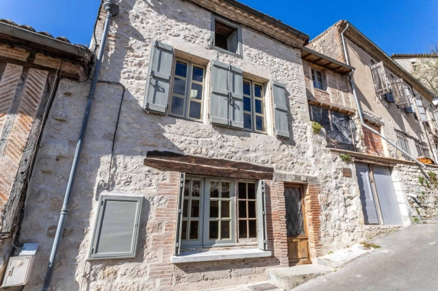 1 Bedroom(s) - 0 m² land for sale in Tarn-et-Garonne, Midi-Pyrénées, France - FrenchPropertyPortal.com Village house to renovate for sale for 49,000€ in Tarn-et-Garonne, Midi-Pyrénées