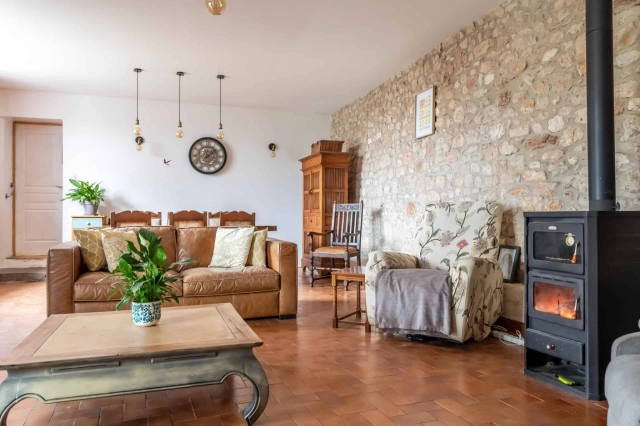 3 Bedroom(s) - 2m² land for sale in Lot-et-Garonne, Aquitaine, France - FrenchPropertyPortal.com Country house for sale for 239,000€ in Lot-et-Garonne, Aquitaine