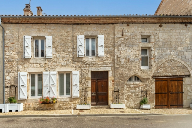Village house with garden and garage for sale for 198,000&euro; in Tarn-et-Garonne, Midi-Pyrénées
