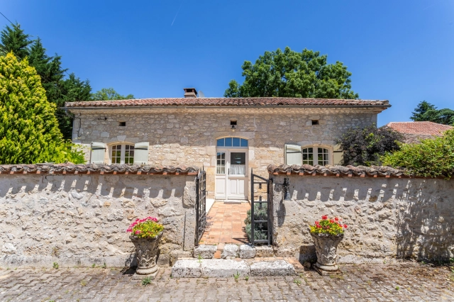 Country house with swimming pool - Fantastic and advantageous country property for sale for 259,000&euro; in Tarn-et-Garonne, Midi-Pyrénées