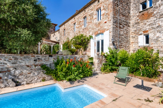 Village house with garden and pool for sale for 690,000&euro; in Lot-et-Garonne, Aquitaine