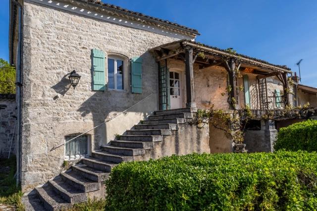 Country house with a second house to renovate for sale for 248,000&euro; in Tarn-et-Garonne, Midi-Pyrénées