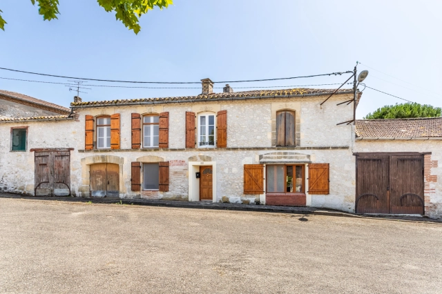 Village house with outbuildings and garden for sale for 175,000&euro; in Tarn-et-Garonne, Midi-Pyrénées