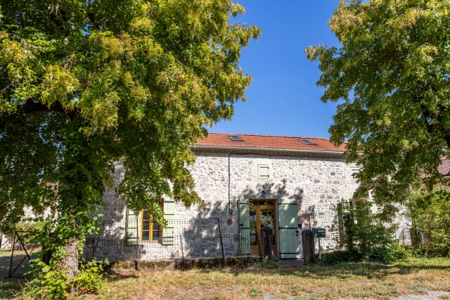 5 Bedroom(s) - 1,149m² land for sale in Lot-et-Garonne, Aquitaine, France - FrenchPropertyPortal.com Village house with garden and garage for sale for 195,000€ in Lot-et-Garonne, Aquitaine